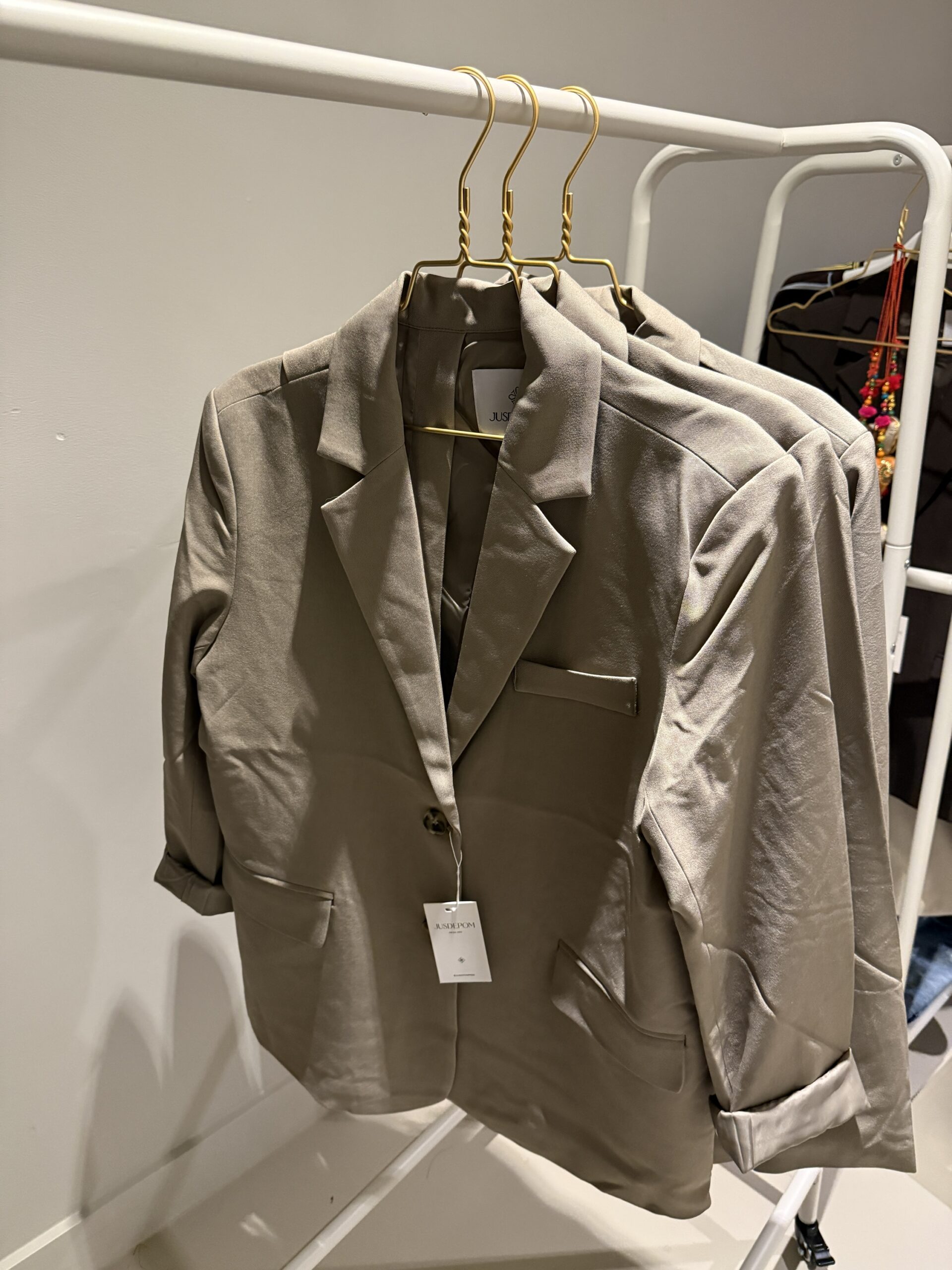 Oversized blazer Cheyenne met rugsplit zandkleur - Afbeelding 5