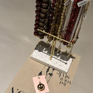 Stainless steel smiley bedel